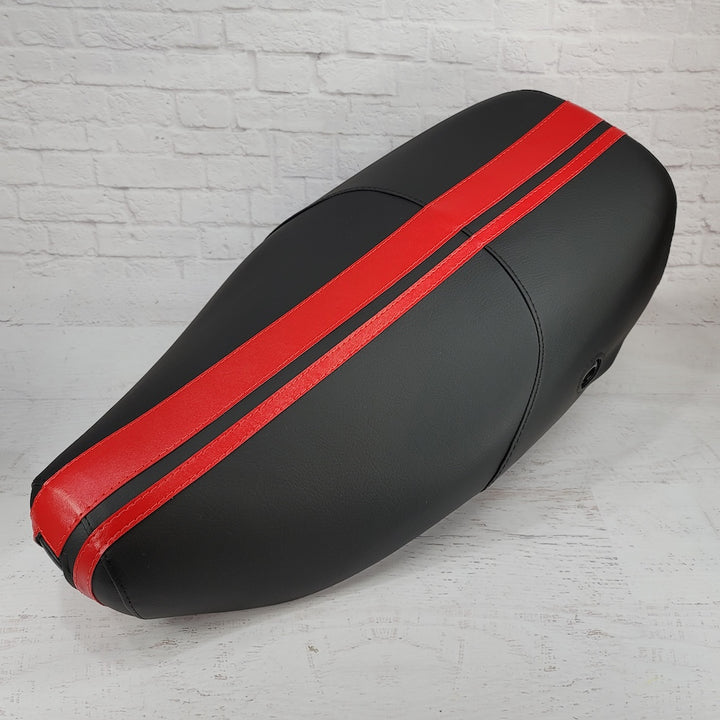 Vespa LX 50 / 150 Seat Cover Black with Dual Racing Stripes