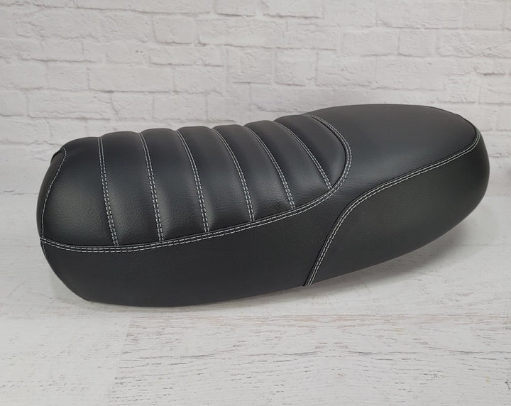 Yamaha Zuma II BWS Prebug Tuck and Roll Handmade Padded Seat Cover