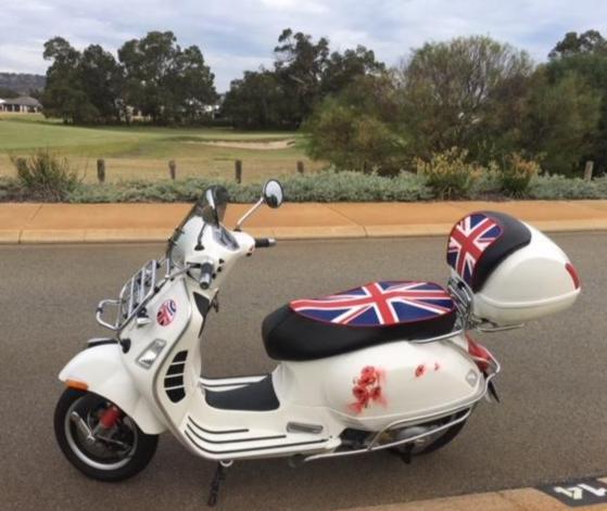 Vespa GTS 250 300 Union Jack British Flag Seat Cover